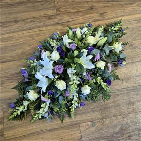 fwthumbPurple & White Coffin Spray.jpg